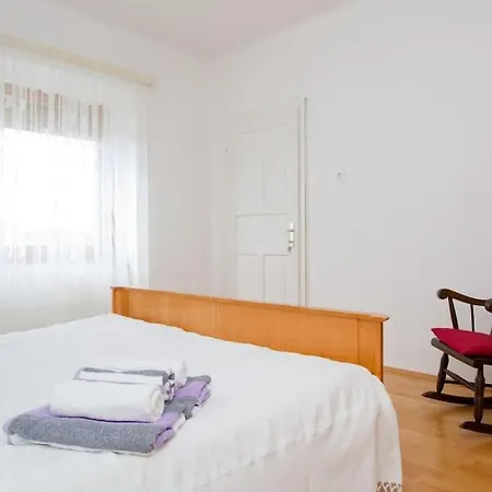 Cozy In Nature, Perfect For Relax Ferienhaus